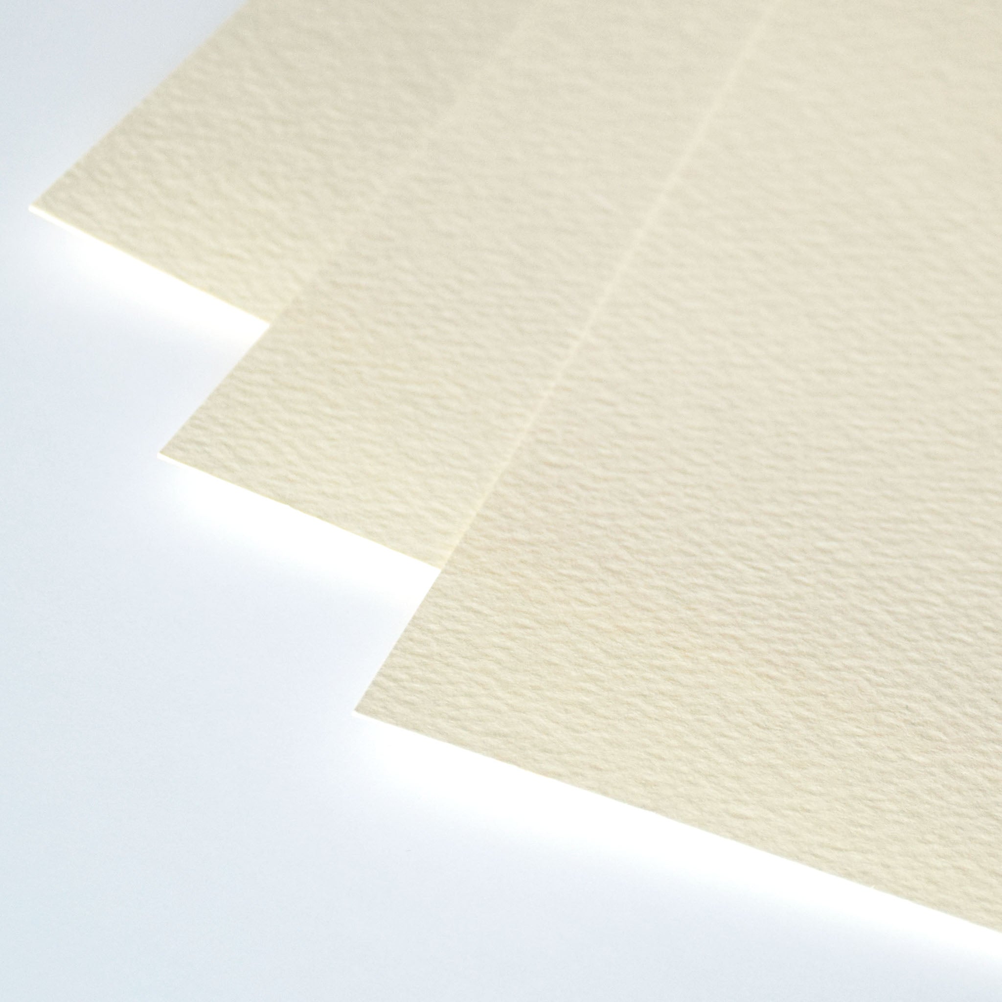 水彩画用紙　300mm×410mm（四つ切り）